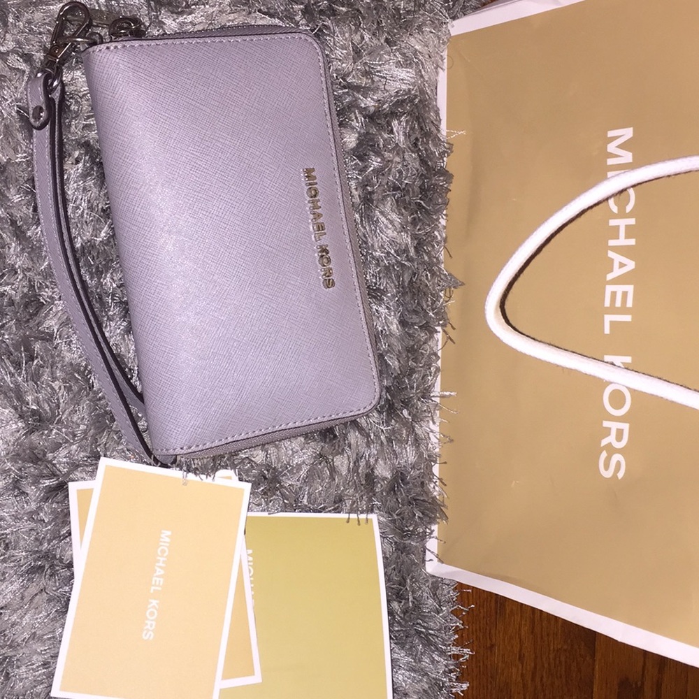 Micheal Kors wallet